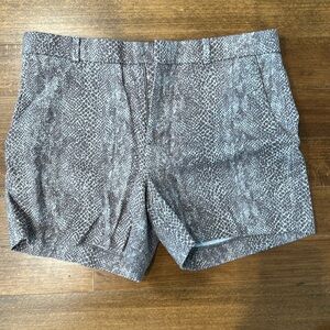 Banana Republic animal print brown and white shorts sz 8